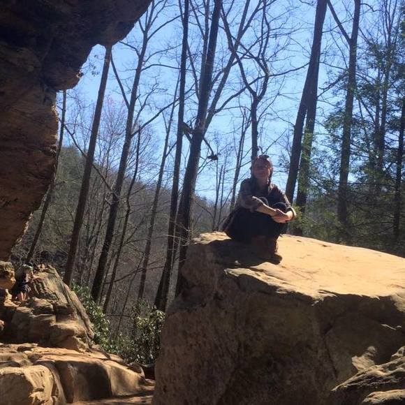 Meet your Posher, Mckenzie - Picture 1 of 1